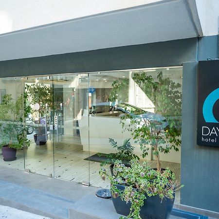 Day'S Inn Hotel And Residence Слима Екстериор снимка
